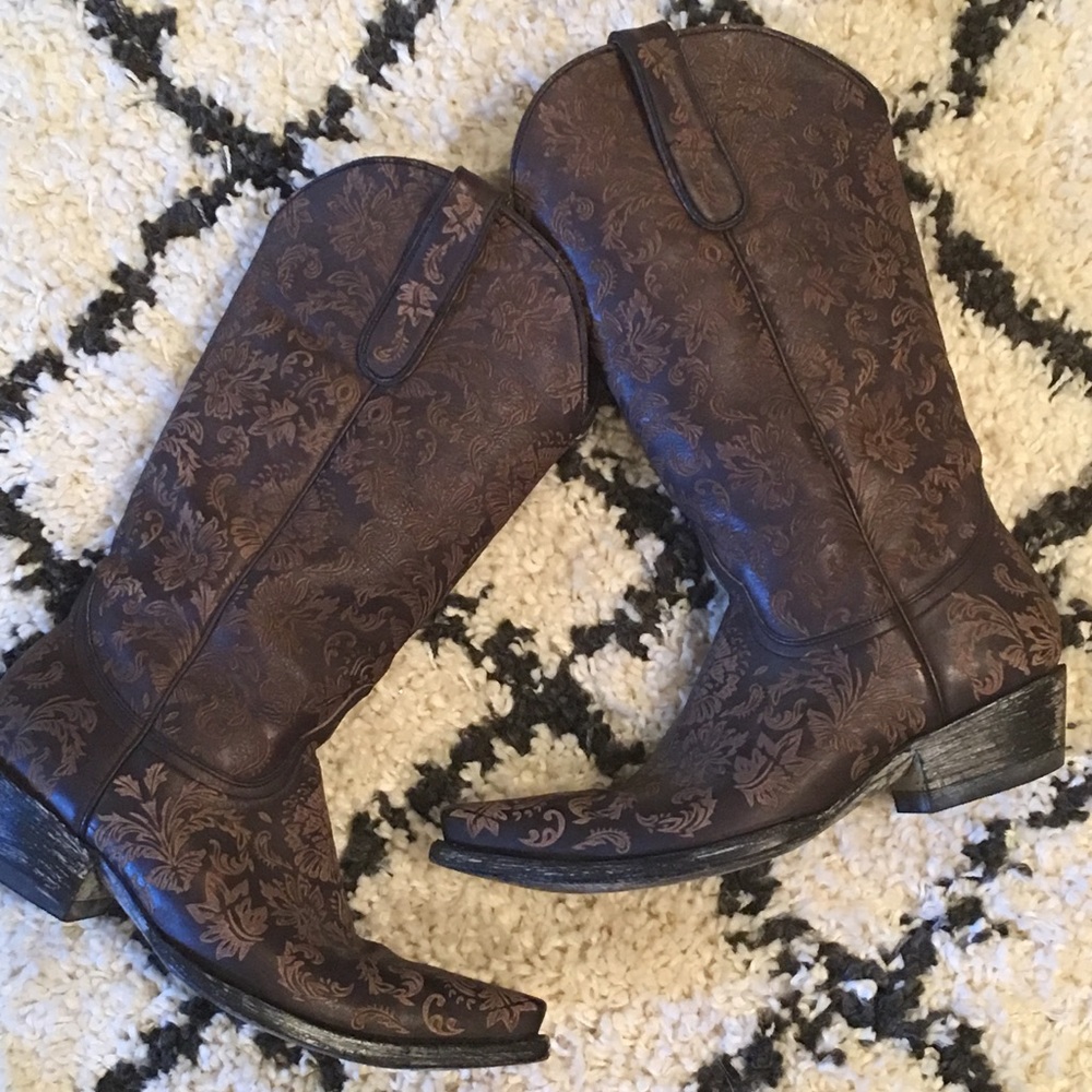 Old gringo laser cut boots